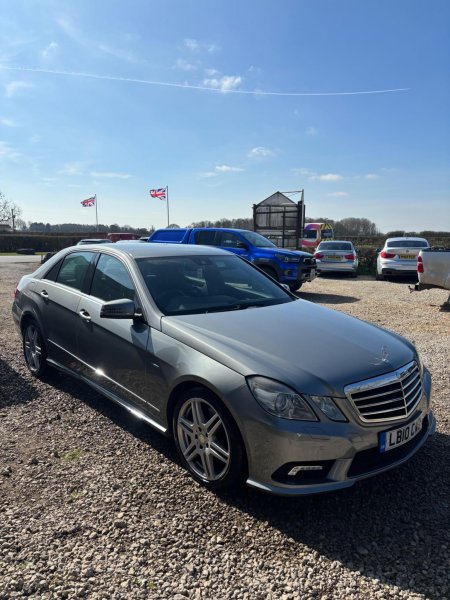 MERCEDES-BENZ